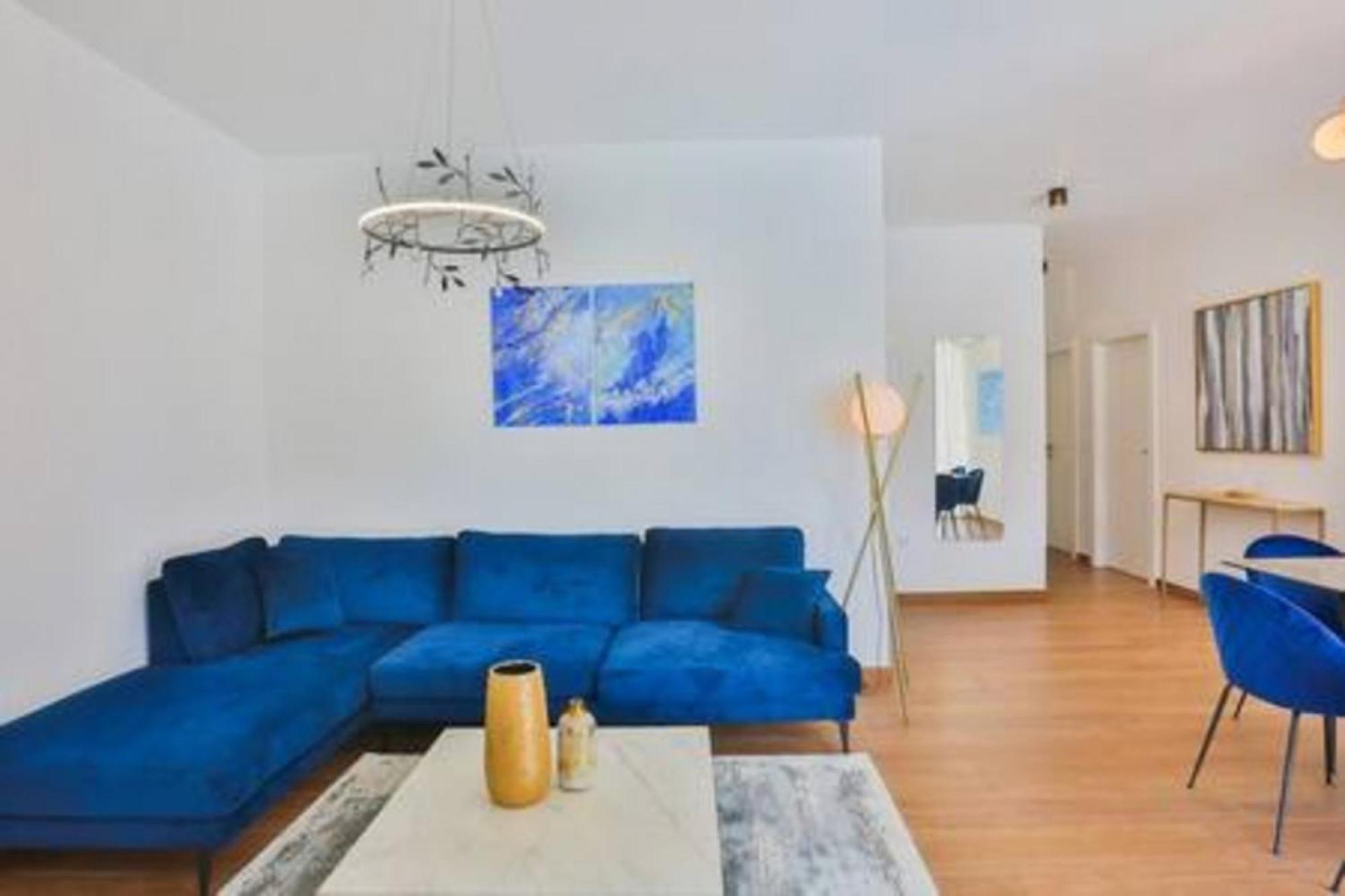 Luxury Blue *